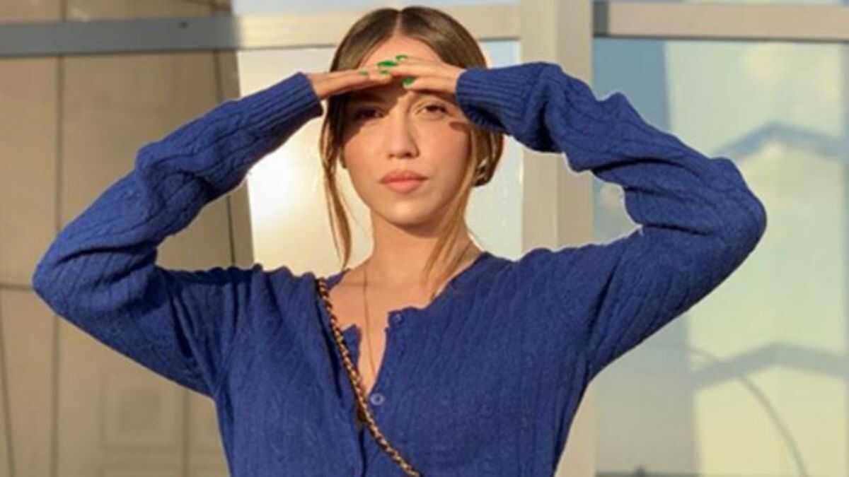 Duygu zaslan kimdir  Duygu zaslan nerelidir  Duygu zaslan ka yandadr fotoraflar resimleri