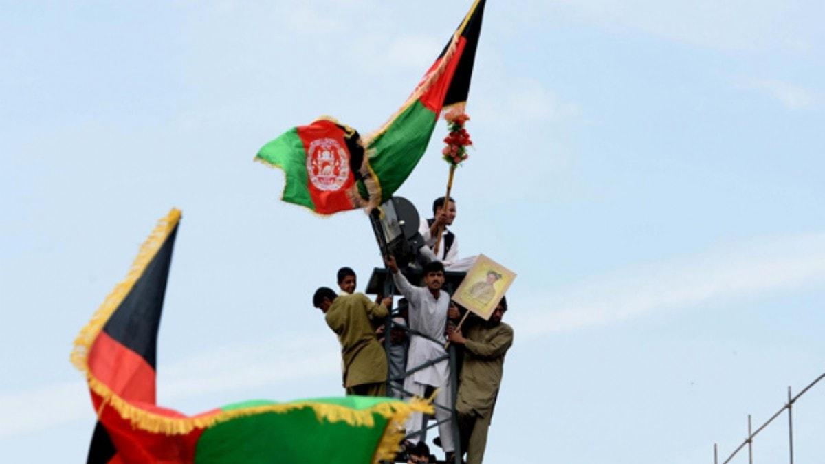Afganistan Cumhurbakan Gani'nin kararyla 887 mahkum serbest braklmaya baland