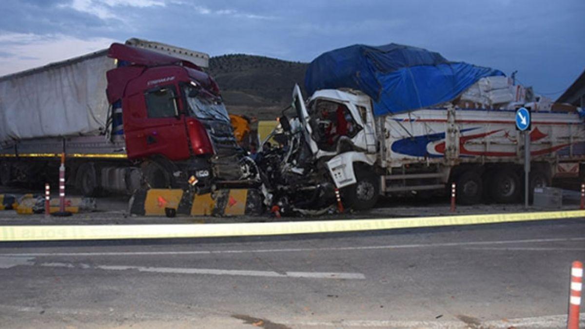 Krkkale'deki trafik kazasnda 2 kii ld, 16 kii yaraland