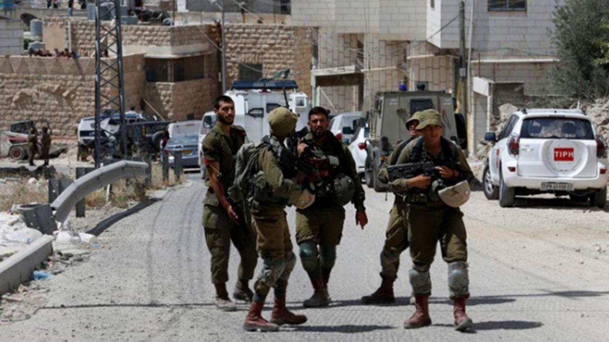 galci srail gleri Bat eria'da 9 Filistinliyi gzaltna ald