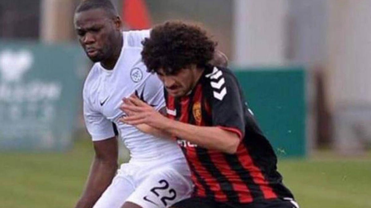 Sporting Lizbon, Vardar takmnda oynayan 19 yandaki gen yetenek Ali Adem iin devrede
