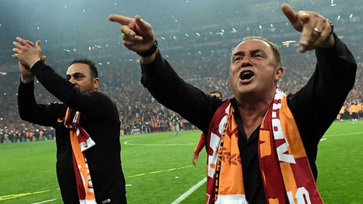 Galatasaray, rfan Can Kahveci iin Fenerbahe'nin teklifinin zerine kt