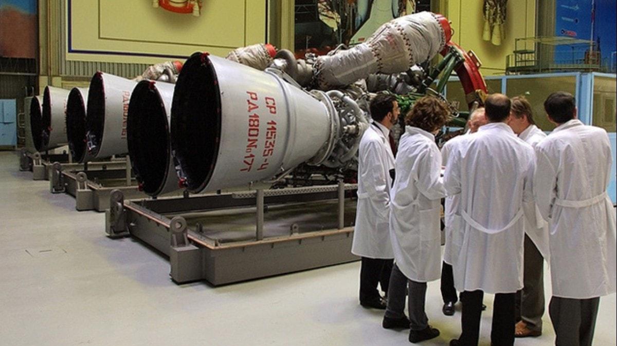 Rusya,  roket motorunu daha ABD'ye ihra edecek