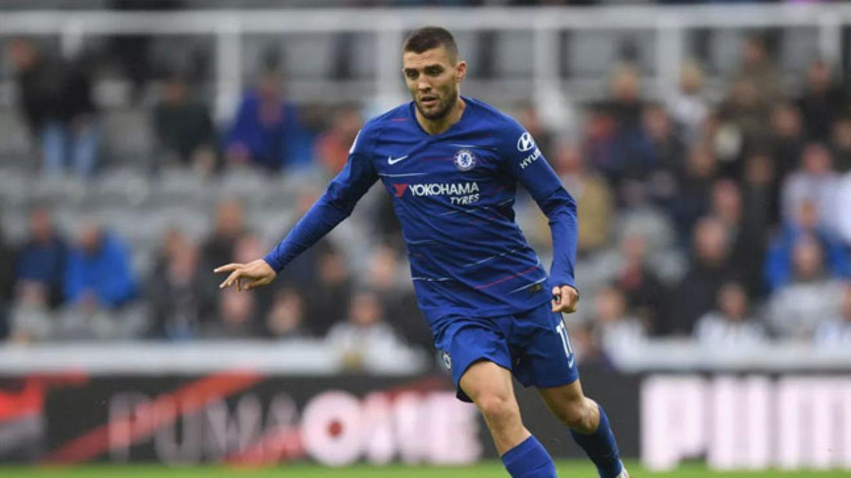 Kovacic, Chelsea ile szleme imzalad