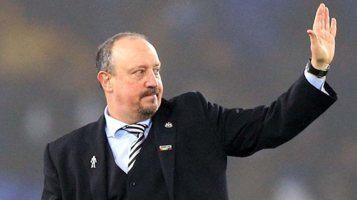 Rafael Benitez'in yeni takm belli oldu