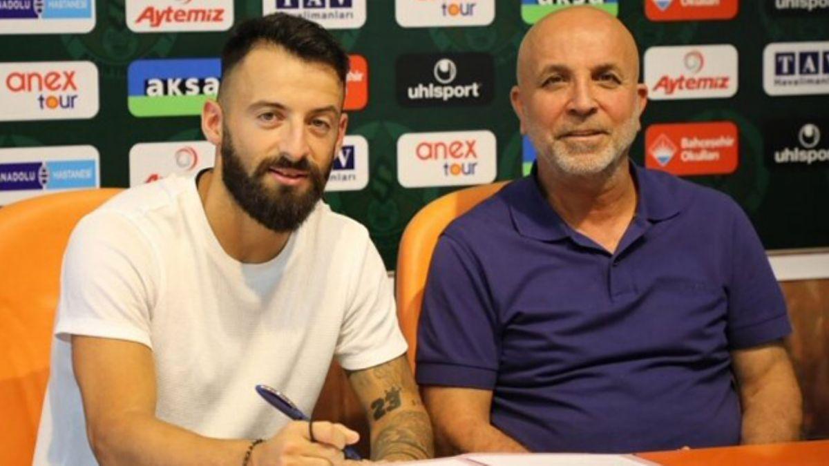 Alanyaspor Emmanouil Manolis Siopis'i transfer etti