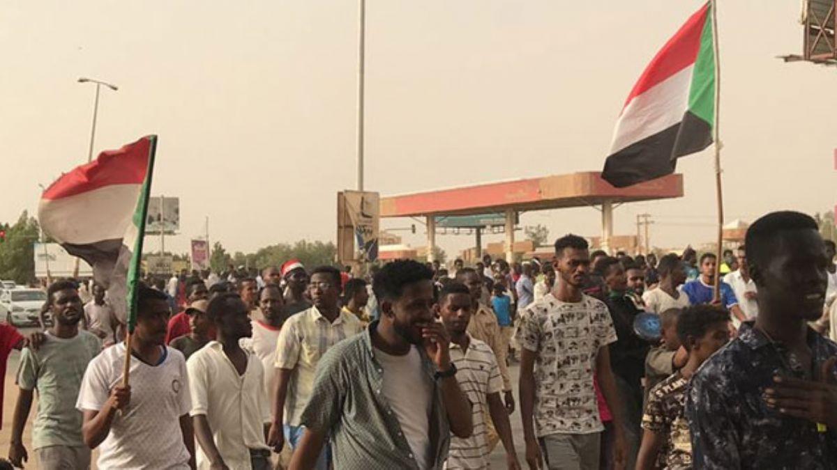 Sudan'da 'dnml bakanlkta' anlald