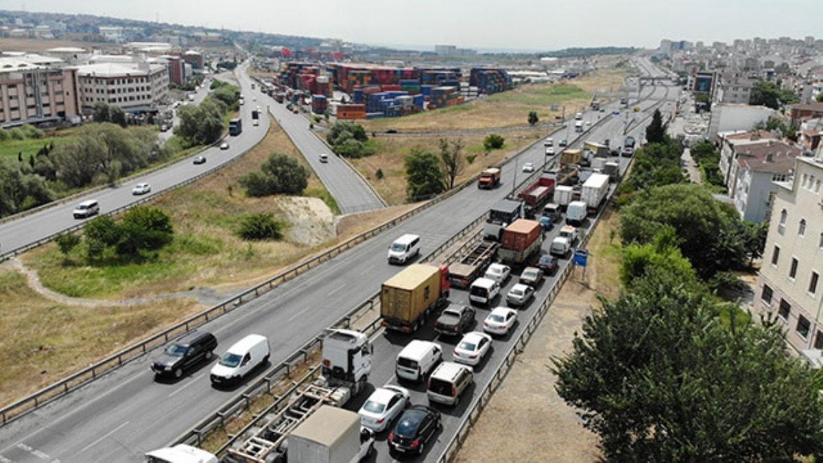 stanbul'daki TIR kazas liman yolunu kilitledi!