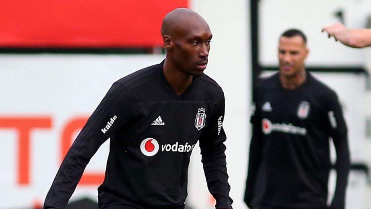 Atiba Hutchinson takmla almalara balad