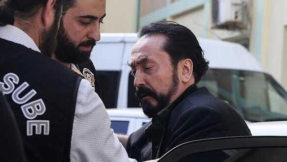 Adnan Oktar suç örgütüne yönelik iddianame kabul edildi