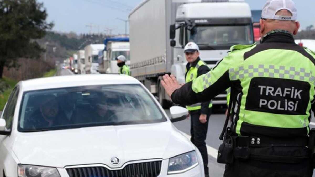 Alkol denetimlerinde 6 bin 592 ara trafikten men edildi