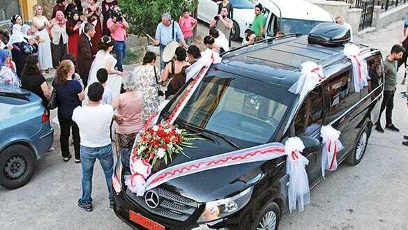Valinin makam aracı şehit kardeşinin gelin arabası