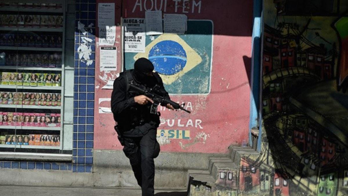 Brezilya'nn Rio de Janeiro kentinde polis operasyonlarnda her 5 saatte bir kii lyor