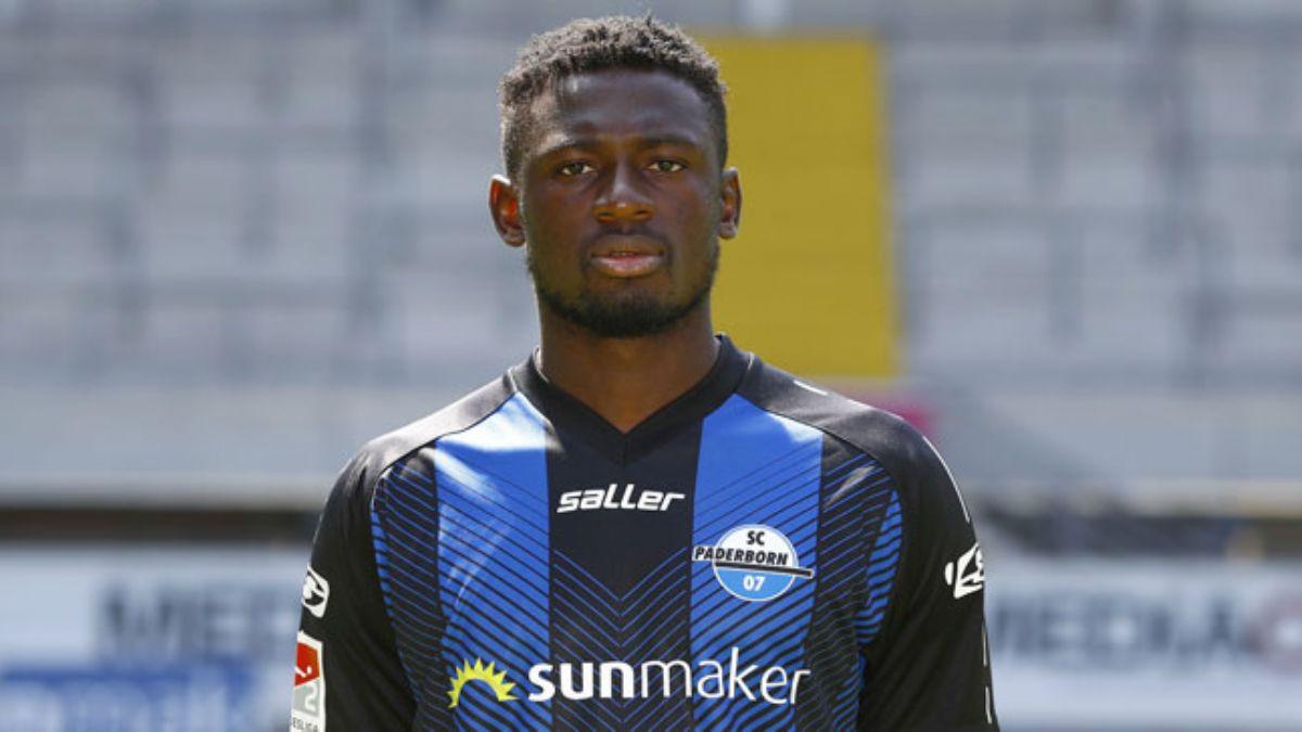 Beikta, Paderborn'da forma giyen sol bek Jamilu Collins'i radarna ald