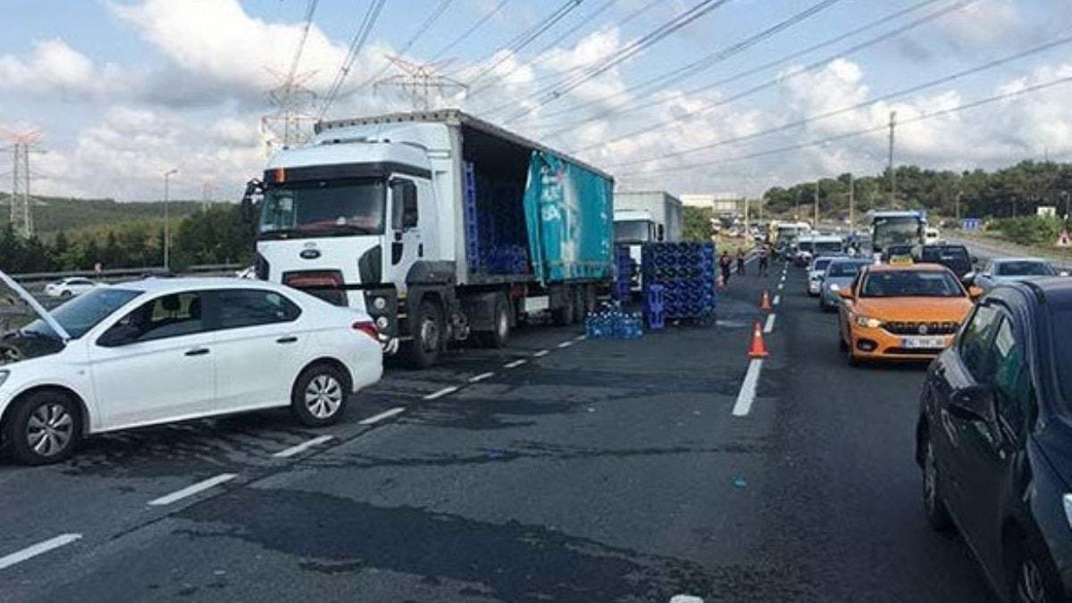 TEM'de zincirleme kaza! Trafik durma noktasna geldi