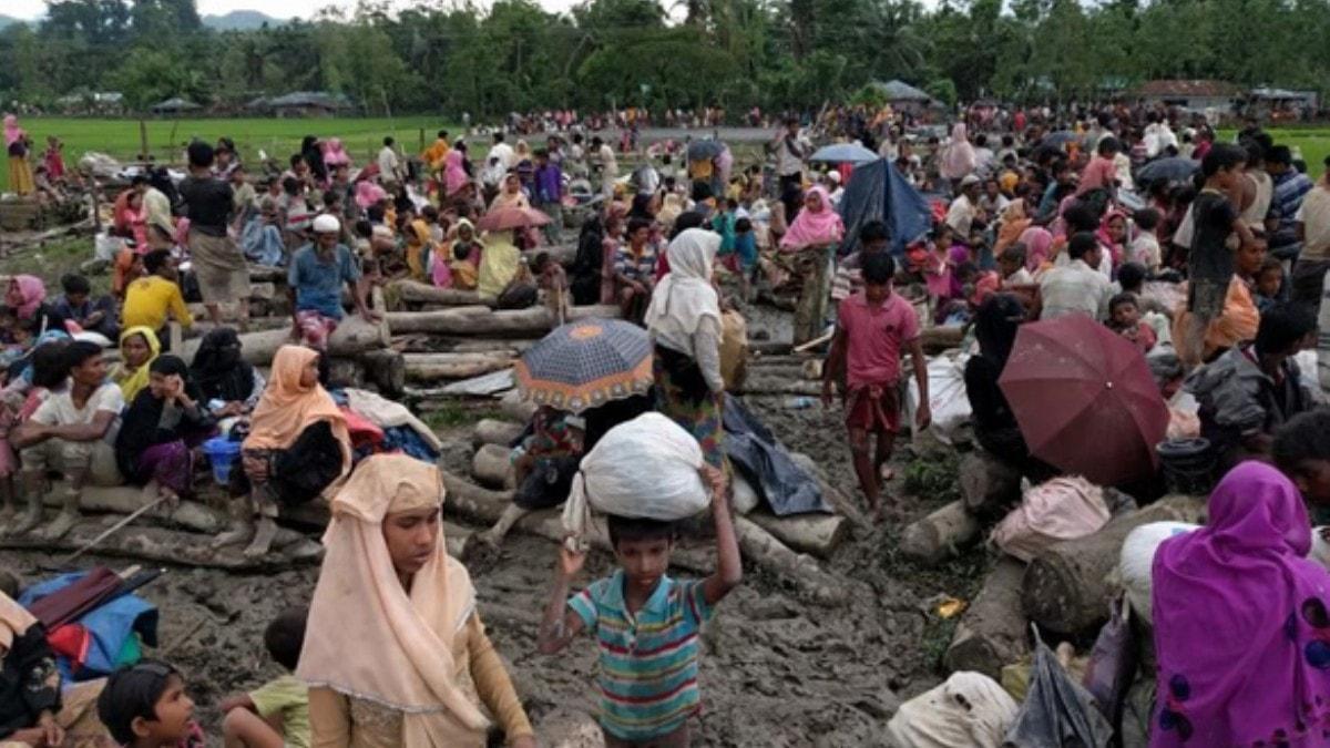 Myanmar hkmeti Arakanl Mslmanlarn vatandaln ve tarihini silme peinde...