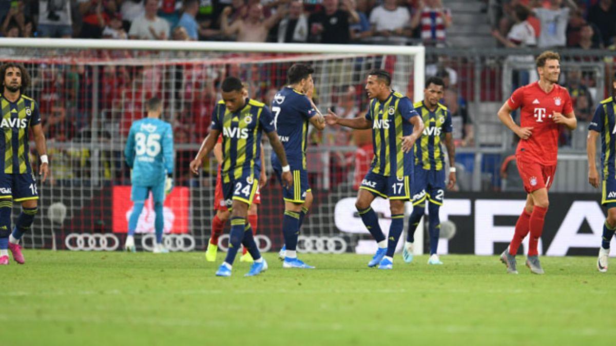 Fenerbaheli taraftarlar Dirar'a tepki gsterdi