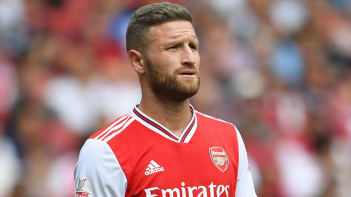 Shkodran Mustafi'nin menajeri Fenerbahe'ye kaplar kapatt