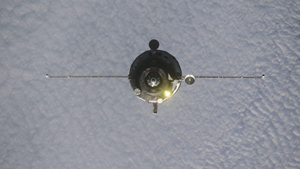 Rusya, uzaydaki astronotlara 2 buuk tonluk kargo gnderdi