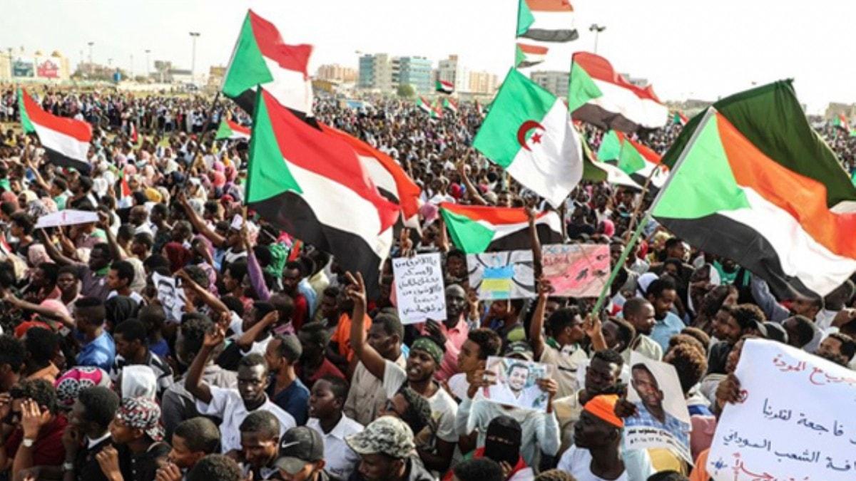 Sudan'da siyasi krizi sona erdi