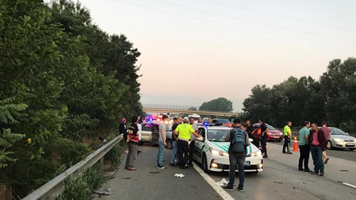 TEM otoyolunda zincirleme trafik kazas! Yarallar var