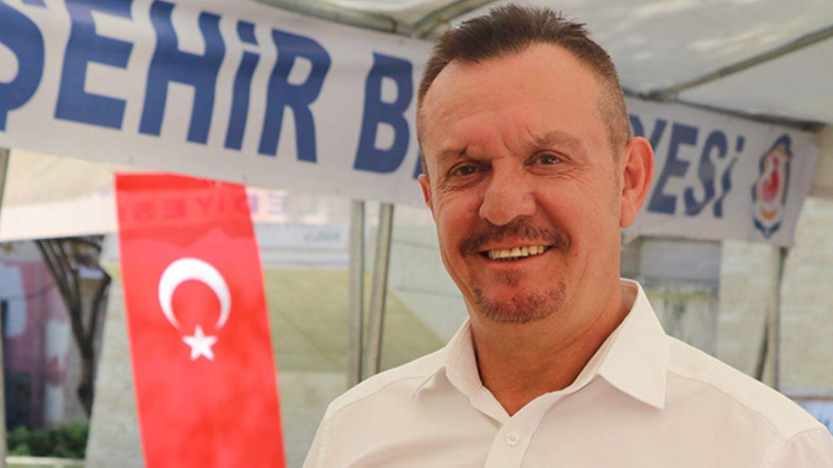 Yukatel Denizlispor Bakan Ali etin: Galatasaray' yenerek ifte bayram yaamak istiyoruz