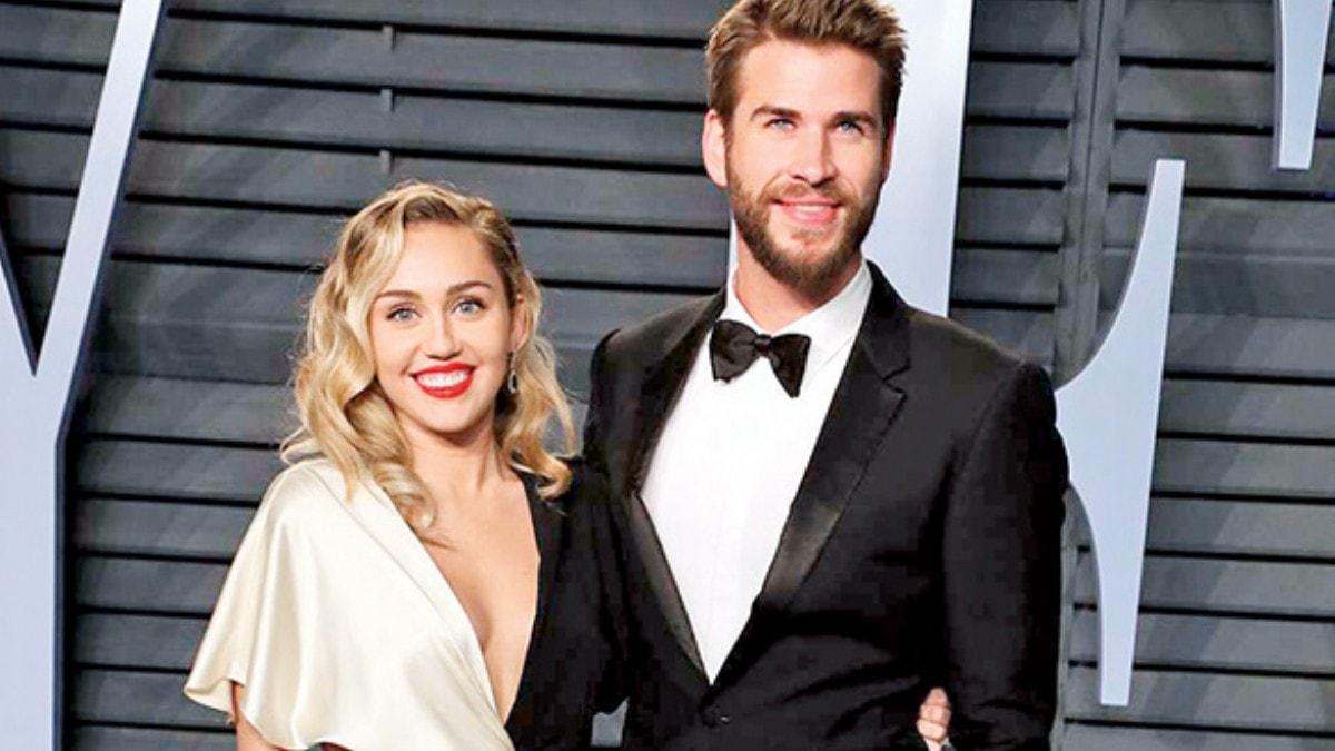 ABD'li arkc Miley Cyrus ve Liam Hemsworth boand