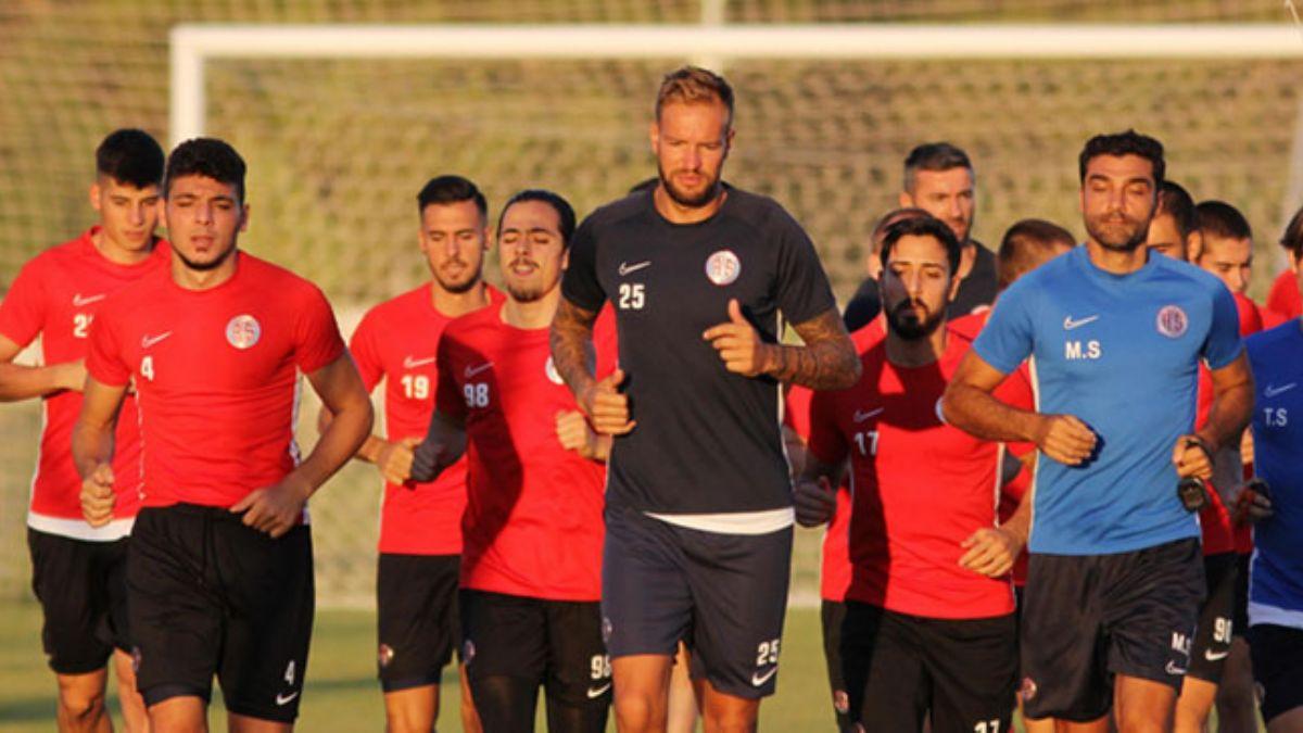 Antalyaspor lige iddial balamak istiyor