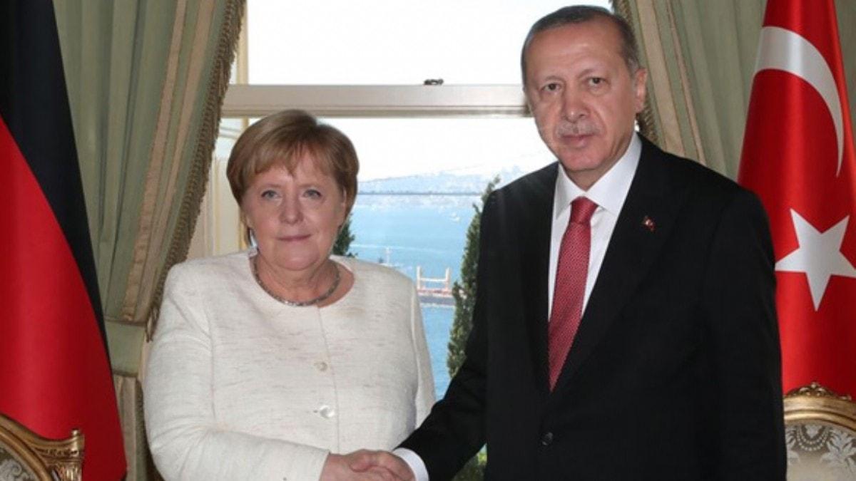 Bakan Erdoan Almanya Babakan Merkel ile grt