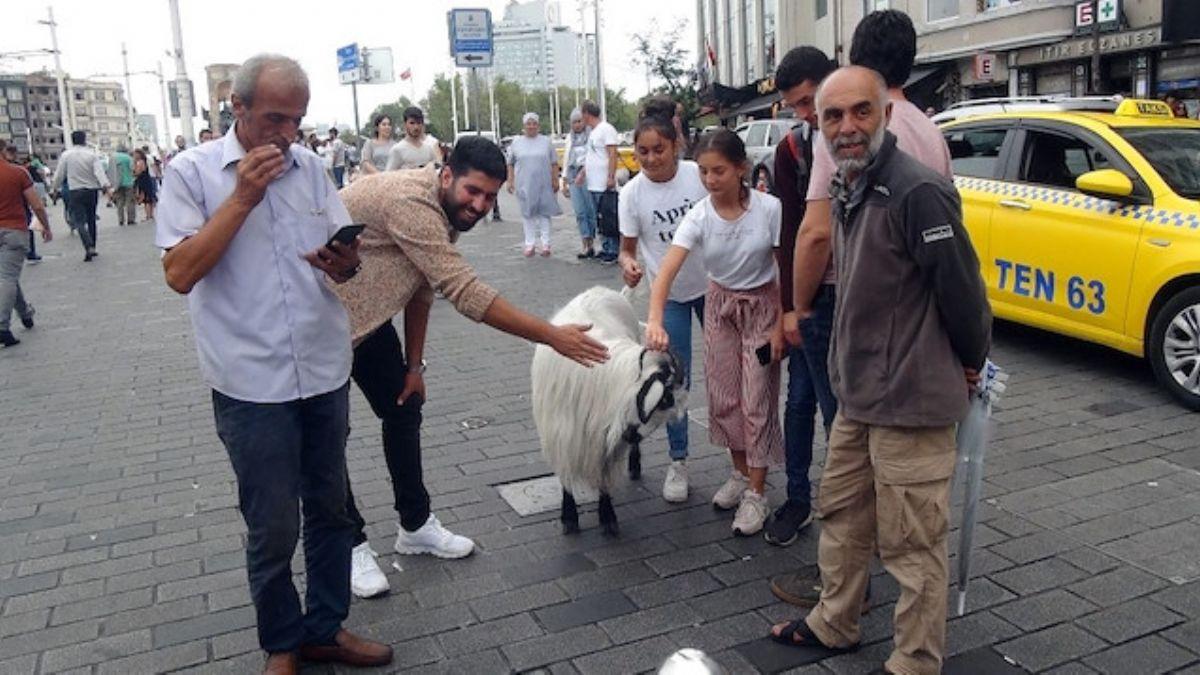 Taksim'de akna eviren grnt!