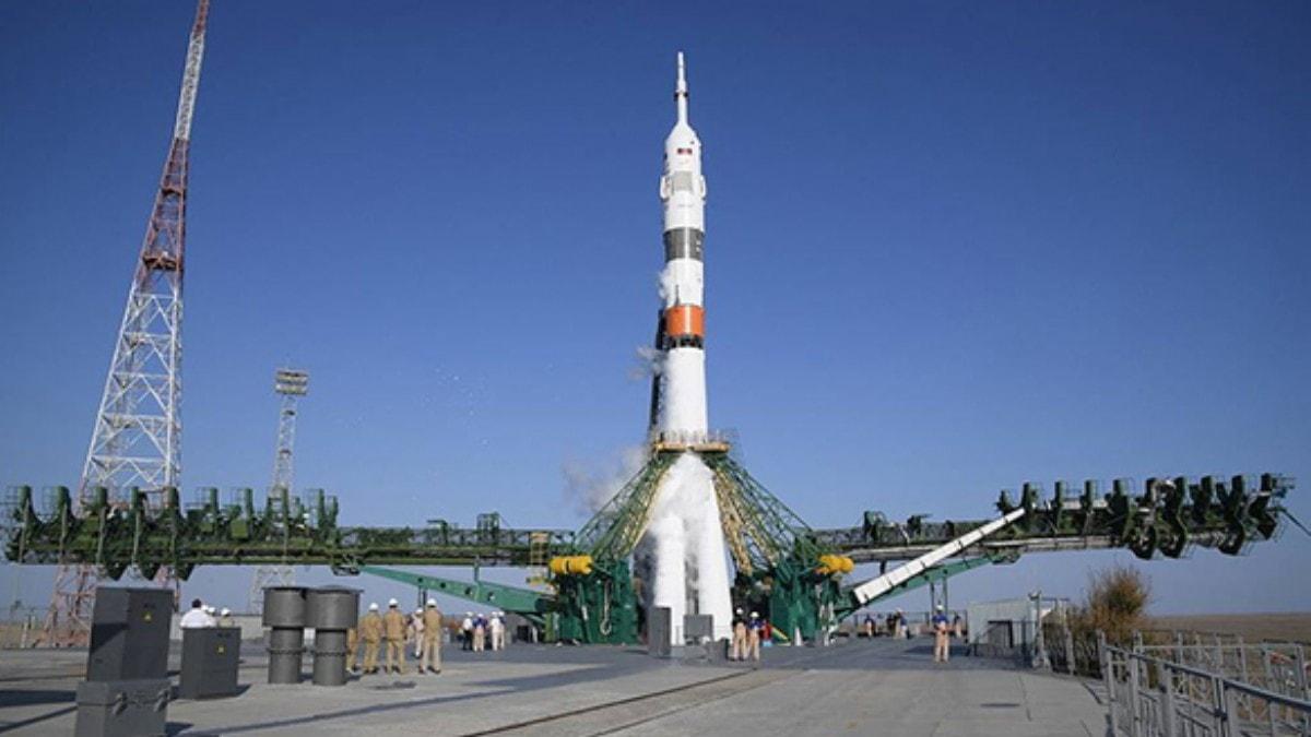 Yeni Rus uzay roketi 2020'de ilk insanl uuunu yapacak