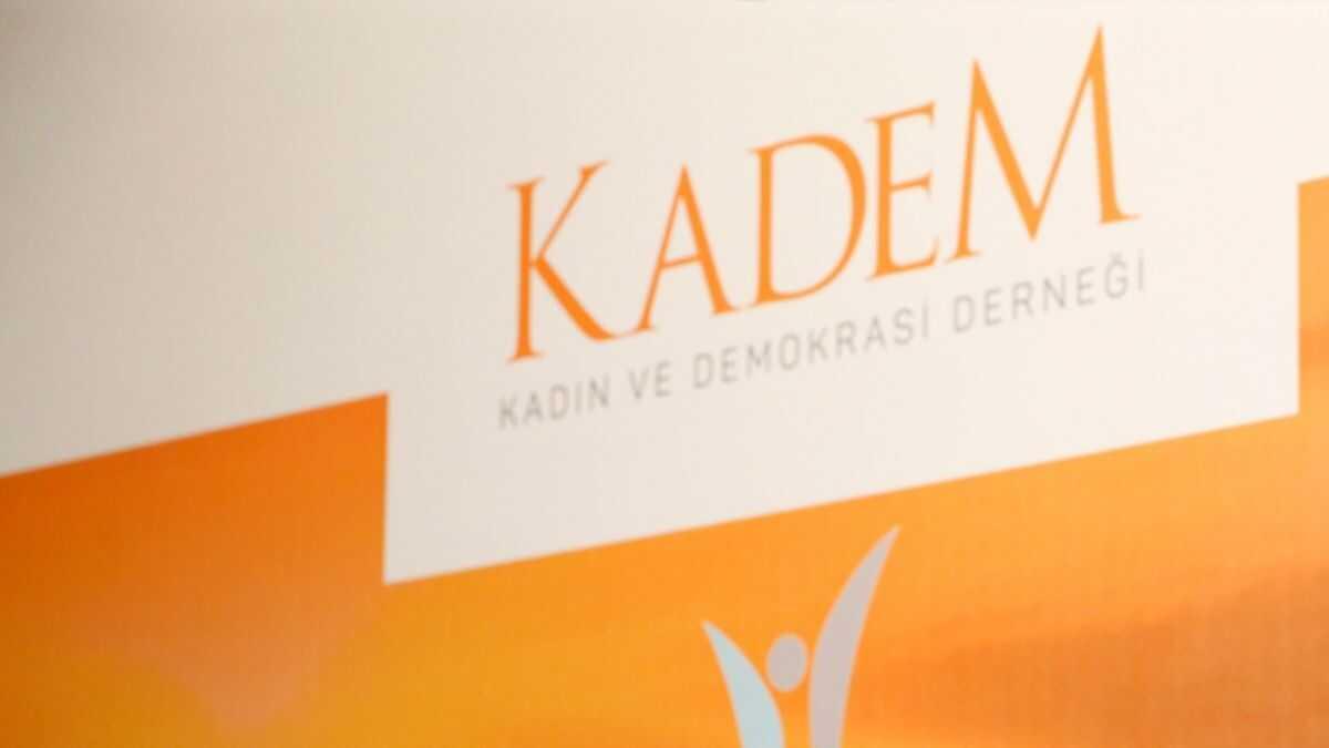 KADEM: Kadna iddeti merulatran, hatta ven tutumlarla en sert ekilde mcadele etmeliyiz