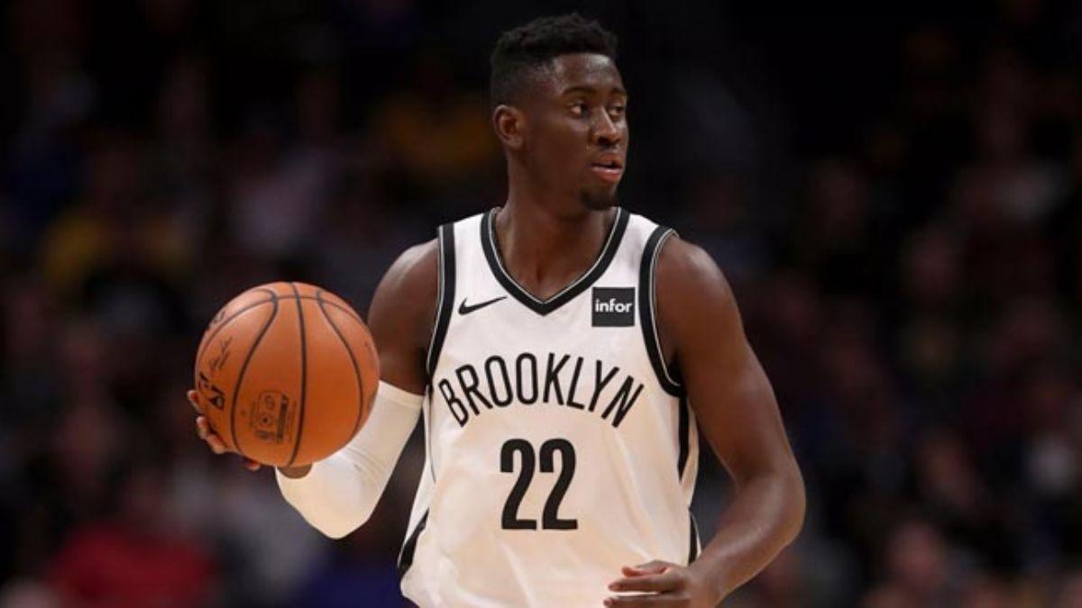 Brooklyn Nets Caris LeVert ile szleme uzatyor