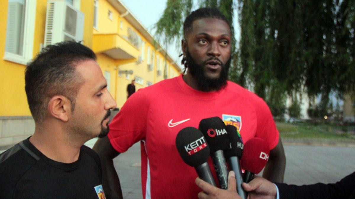 Emmanuel Adebayor: Galatasaray'a neler yapabileceimizi gstermeliyiz