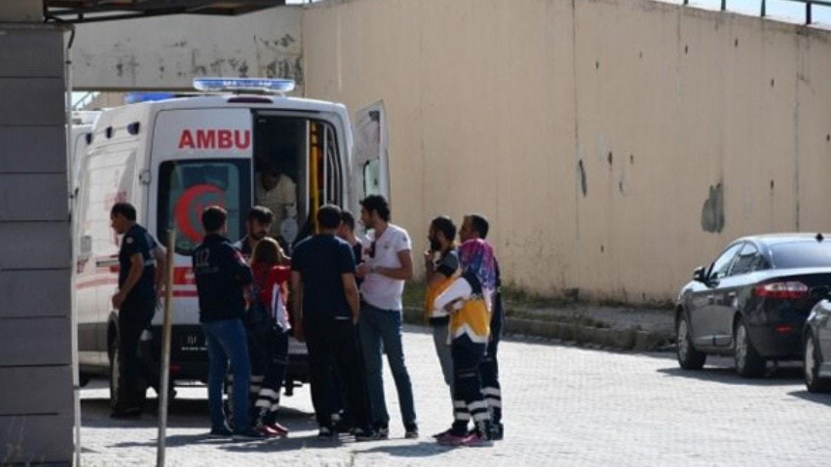 Dzensiz gmenleri tayan minibs devrildi: 2 l, 30 yaral