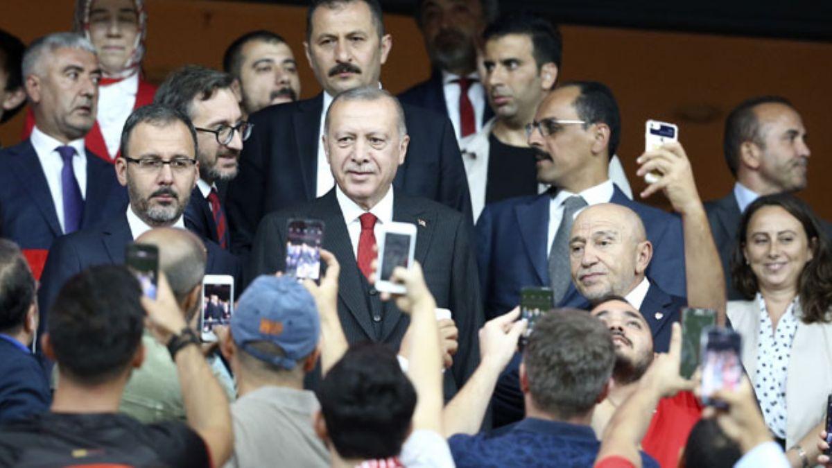 Cumhurbakan Erdoan millileri yalnz brakmad