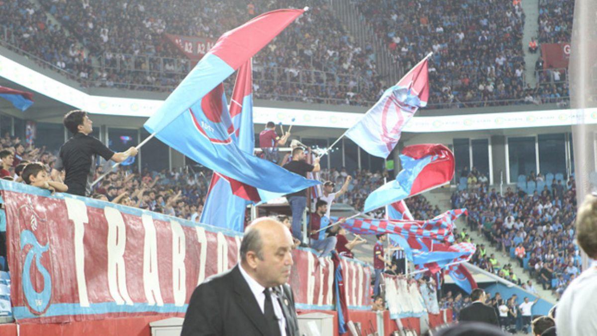 Trabzonspor taraftar, kombine ve formalara hcum etti