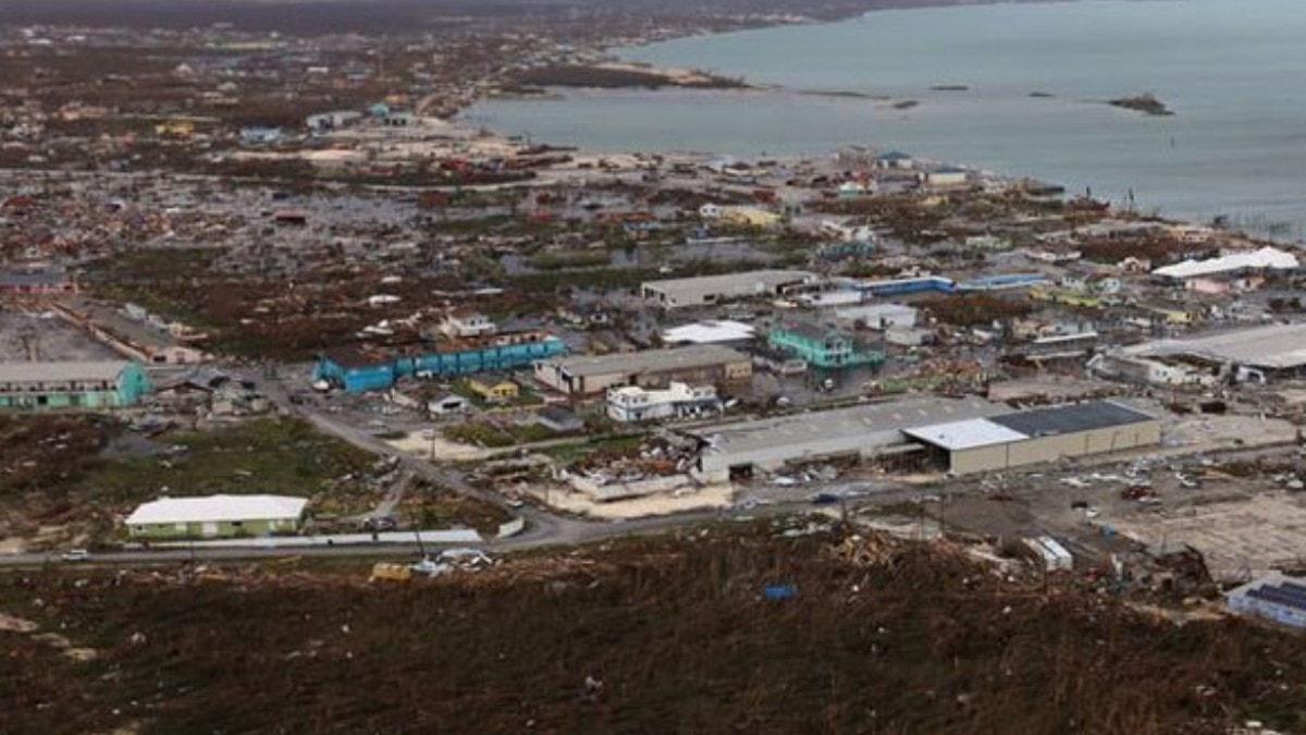Dorian kasrgasnn vurduu Bahamalar'da bin 300 kii hala kayp
