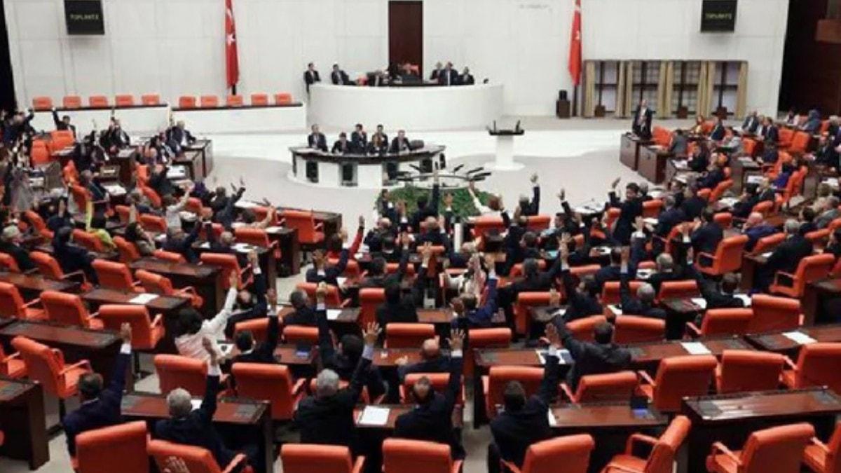 Son dakika haberi... AK Parti yarg paketi taslak metnini MHP'ye sundu