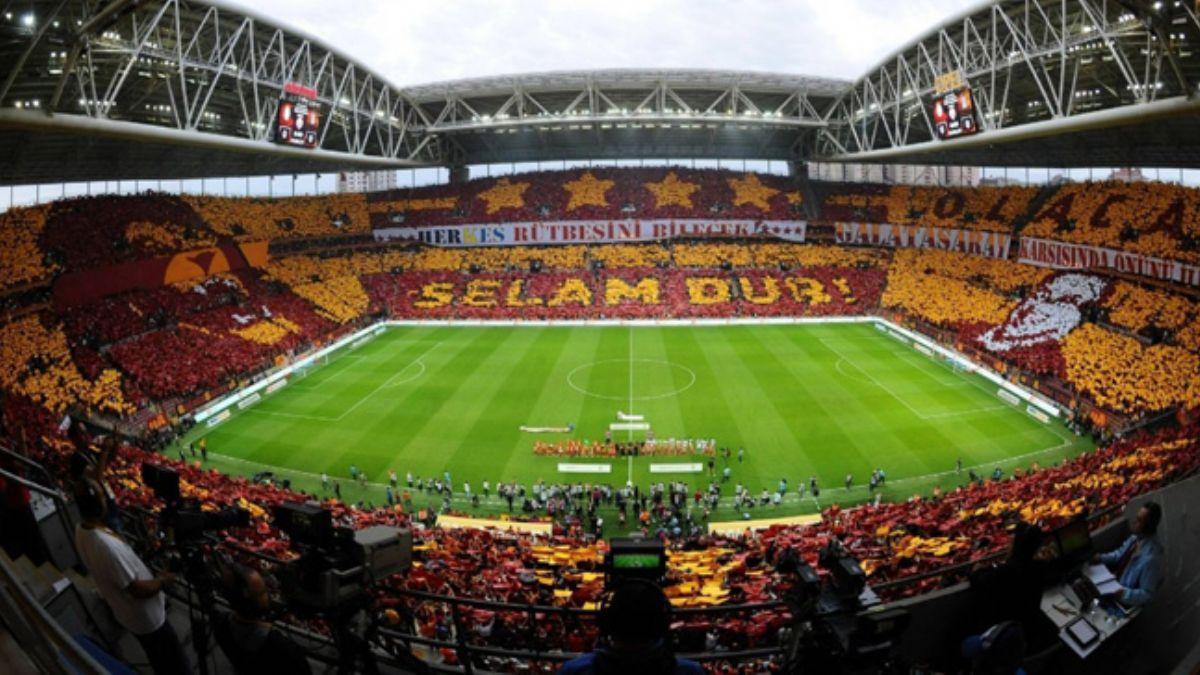 Galatasaray-Fenerbahe derbisinin biletleri satta