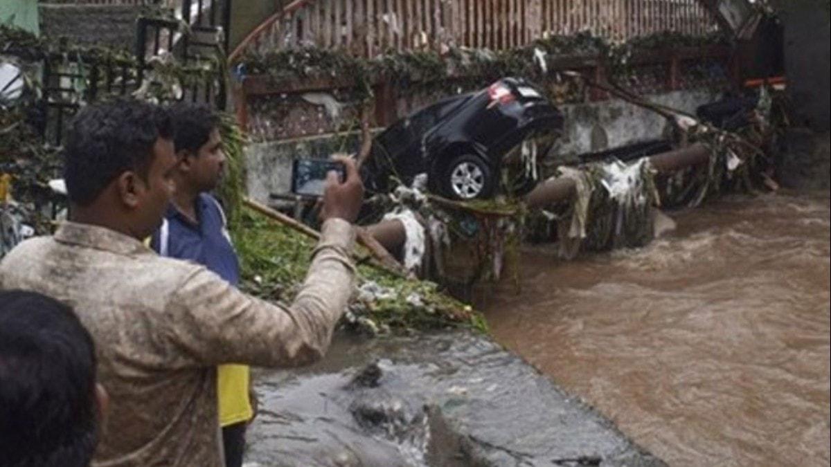 Hindistan'da ar yalarn bilanosu artyor: 22 l