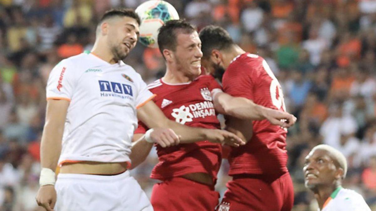 Sivasspor'un deplasmanda yz glmyor