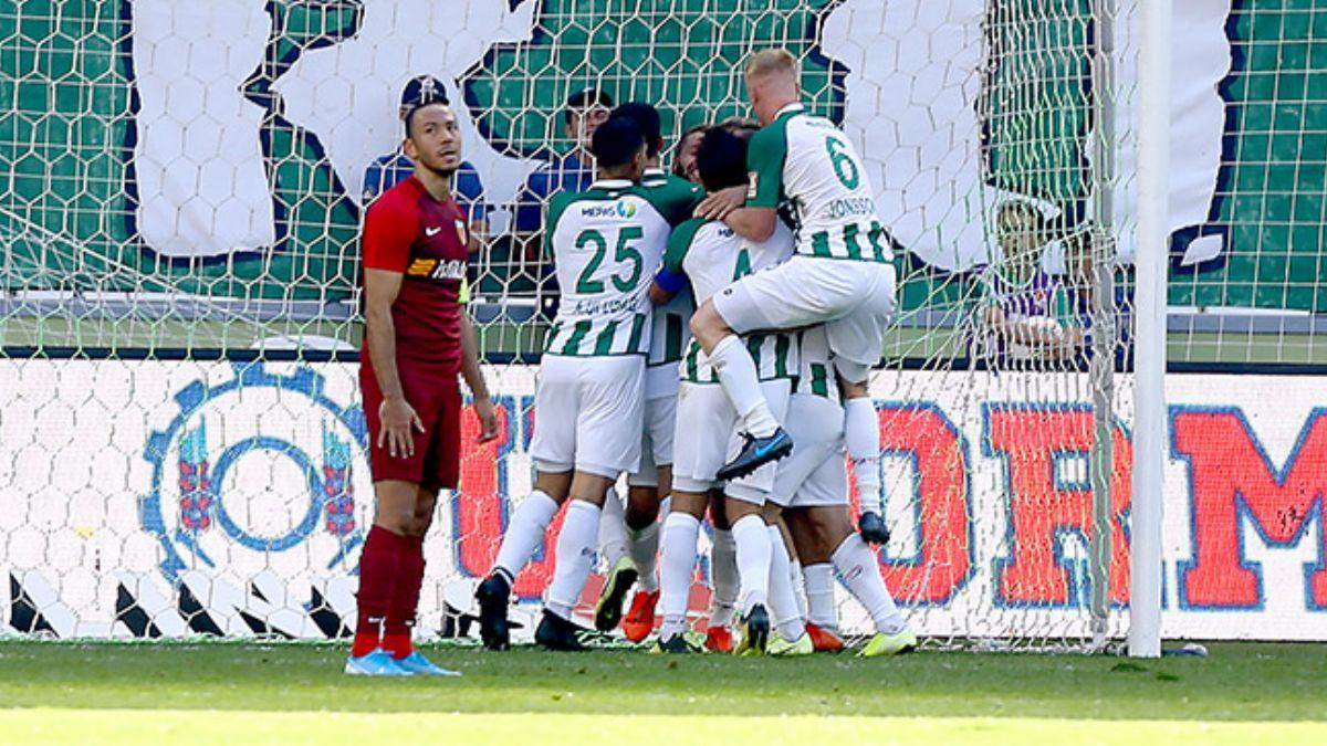 Konyaspor evinde Kayserispor'u son dakikada kaydettii golle 2-1 malup etti