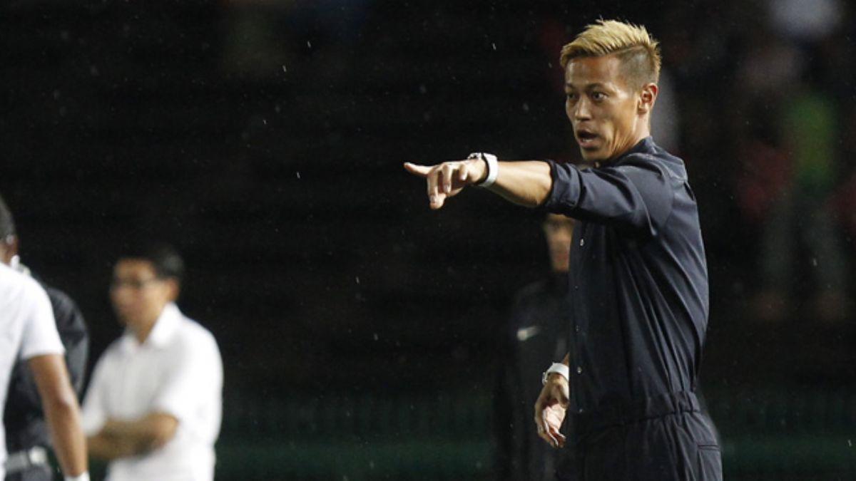 Keisuke Honda, Twitter'dan kulp aryor: htiyacnz olduunda beni arayn