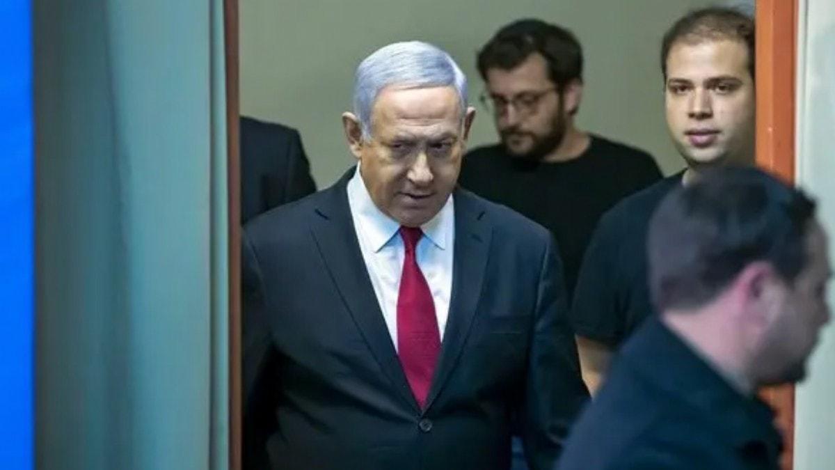 Netanyahu iin kritik sre balad! Yolsuzluk, rvet ve grevi ktye kullanma....