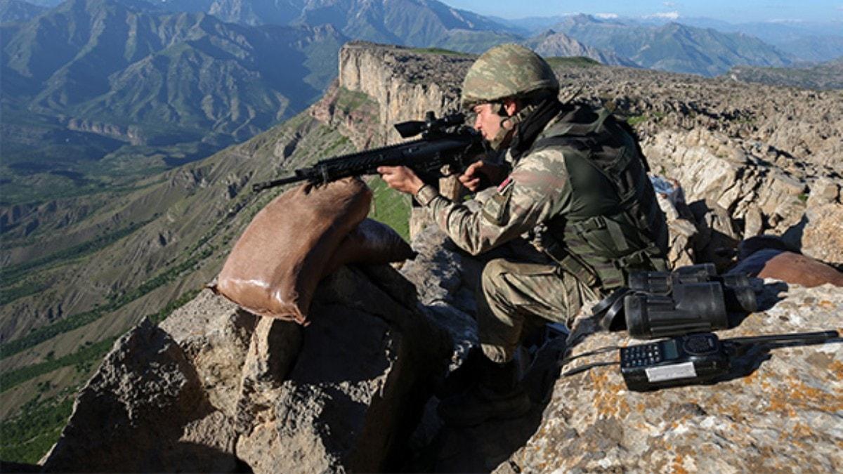 Hakurk'ta 3 PKK'l terrist etkisiz hale getirildi