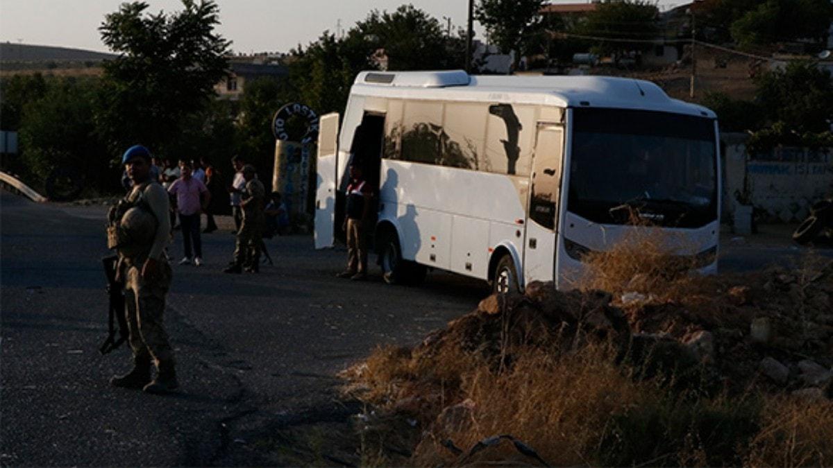 anlurfa'da askeri midibs ile tr arpt: 1 ehit, 14 asker yaral 