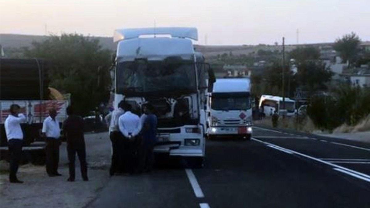 Bir askerin ehit olduu 14 askerin yaraland kazayla ilgili Valilik'ten aklama