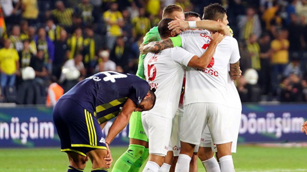 Alanyaspor ve Antalyaspor bu sezon Fenerbahe'ye puan ans tanmad