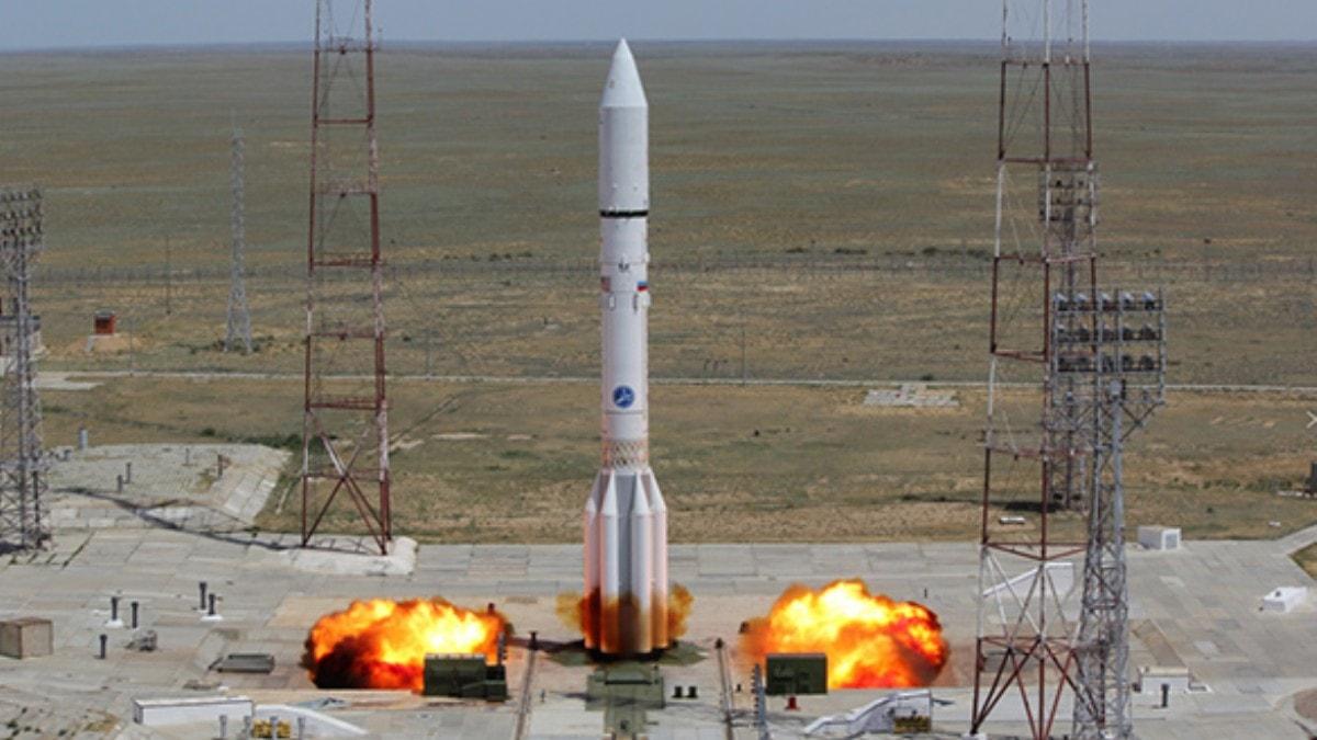 Rus roketi Avrupa ve ABD'nin uydusunu yrngeye gnderdi